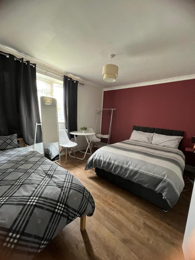 Large Room With Two Bed In Central London Eksteriør bilde